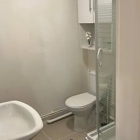 Joli F1 Plein Centre De La Royale D Eu